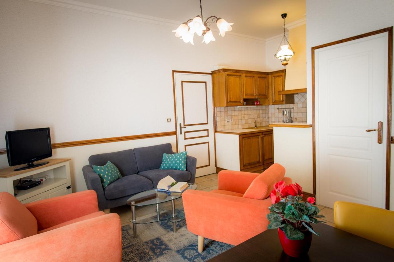 Les Magnolias Holiday Homes Lalinde Ngoại thất bức ảnh
